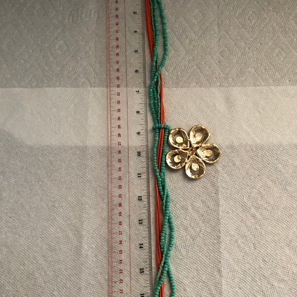 Women's necklace 17" multi-strands beaded with metal and beaded pendant - Picture 3 of 3